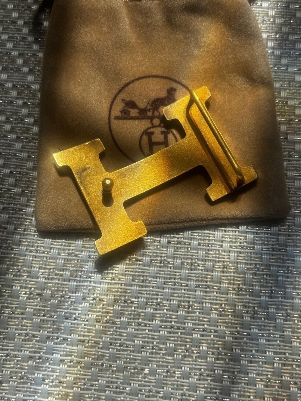 Hermès Gold H Belt Buckle 32mm with Original Dust Bag - Picture 3 of 3